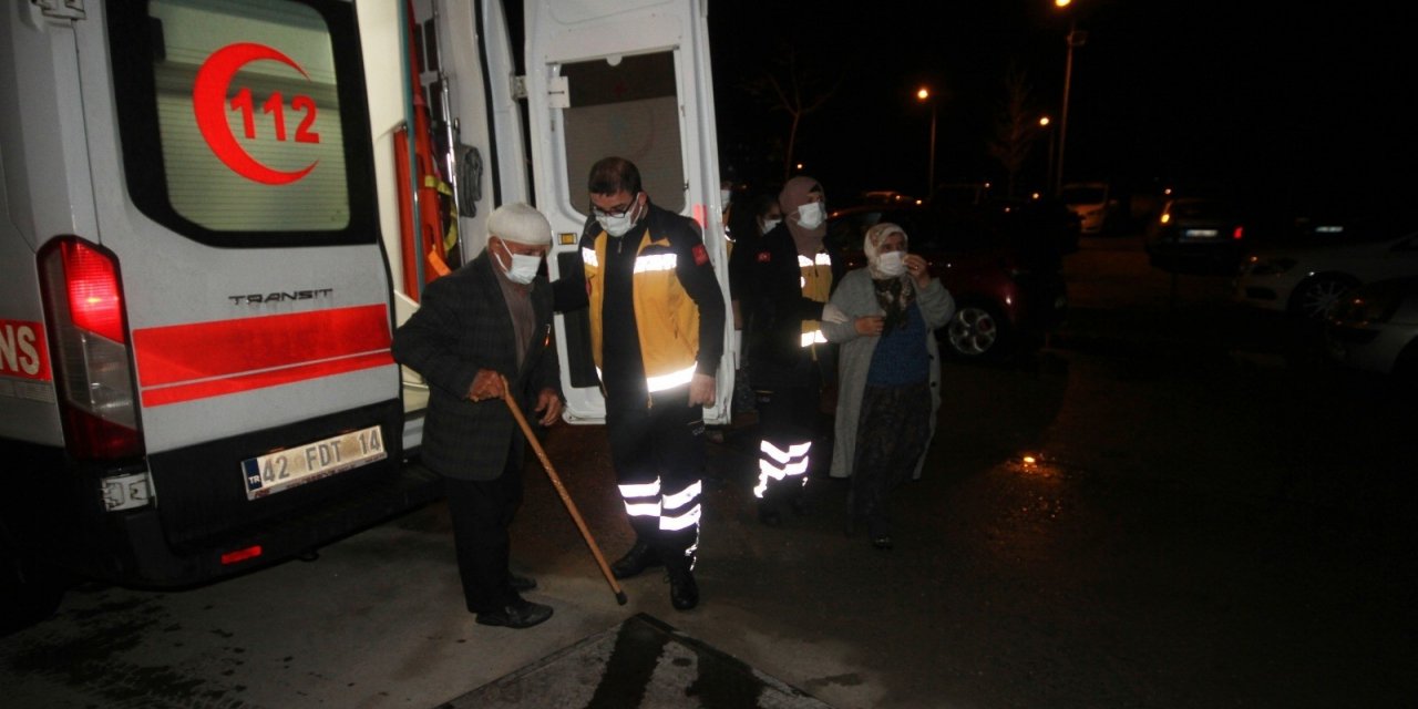 Düdüklü tencere patladı: Yaşlı çift yaralandı