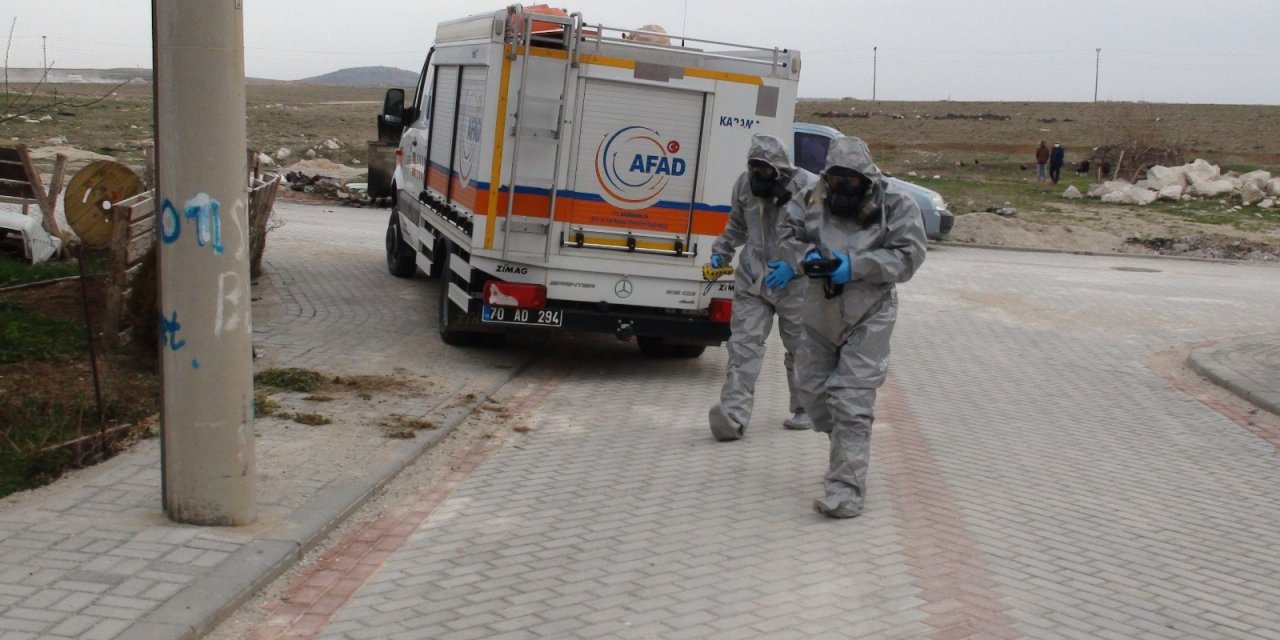 Taşınacakları evden keskin koku gelince pencereden atlayarak yardım istedi