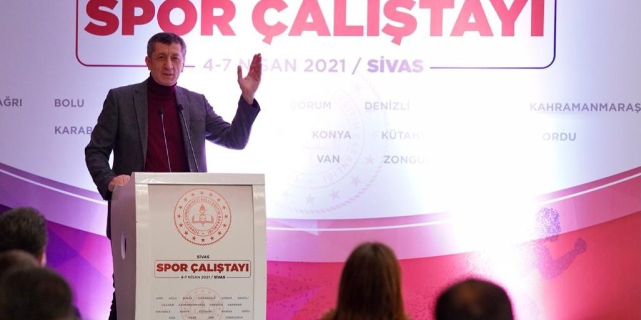 Milli Eğitim Bakanı Selçuk, Sivas’ta Spor Çalıştayı’na katıldı