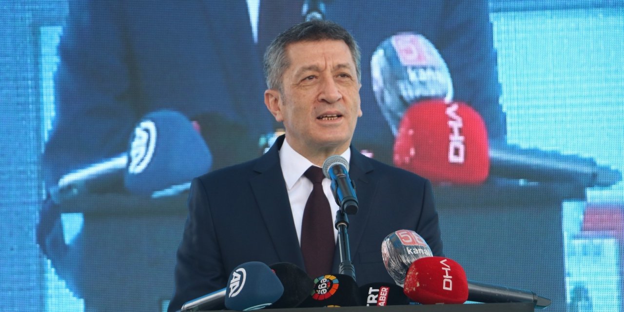 Bakan Selçuk: “Mesleki eğitim yatırımlarının doruklara çıktığı bir dönemdeyiz”