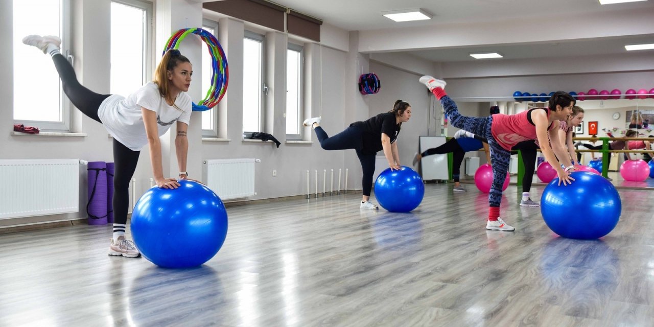 Kadınlar spor yaparak sağlık kazanıyor