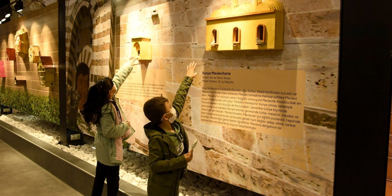 Selçuklu ve Osmanlı Mimari örnekleriyle Kuş Evleri Sergisi açıldı