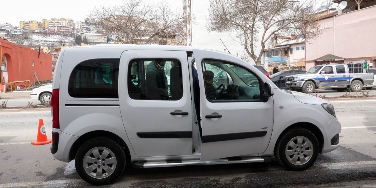 Yahyalı İlçe Sağlık Müdürlüğü’ne araç hibe edildi