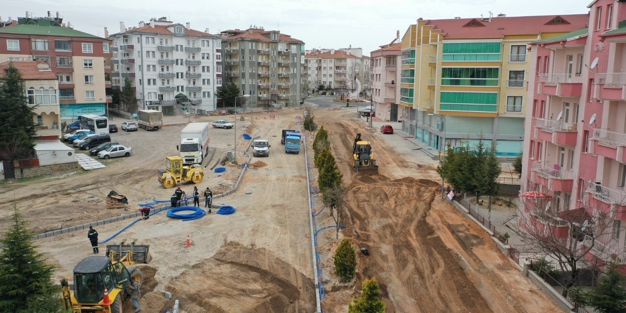 Güzelyurt Mahallesinde dev altyapı ve üstyapı hamlesi için belediye ekipleri  tam kadro sahada