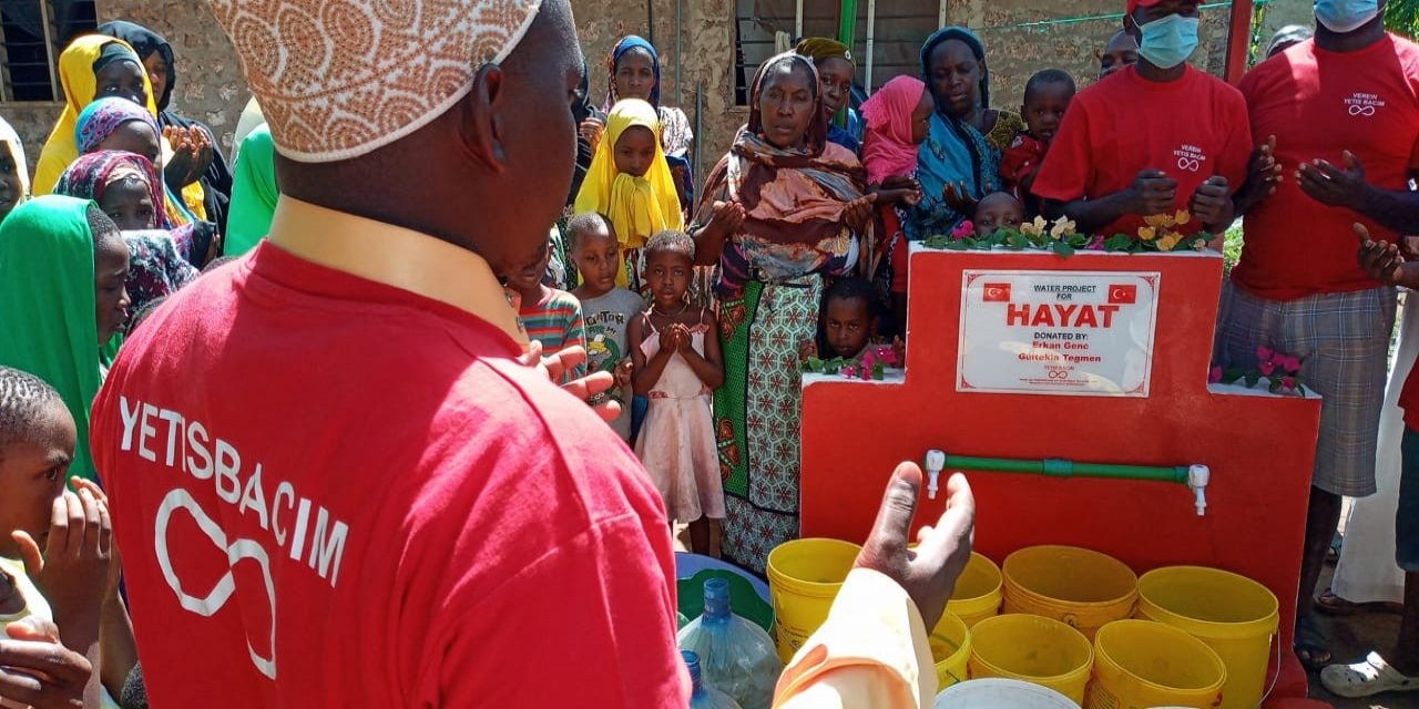 Tomarzalı Hayırsever Hanife Ada: "Afrika’da 14. su kuyumuz dualar eşliğinde açıldı"