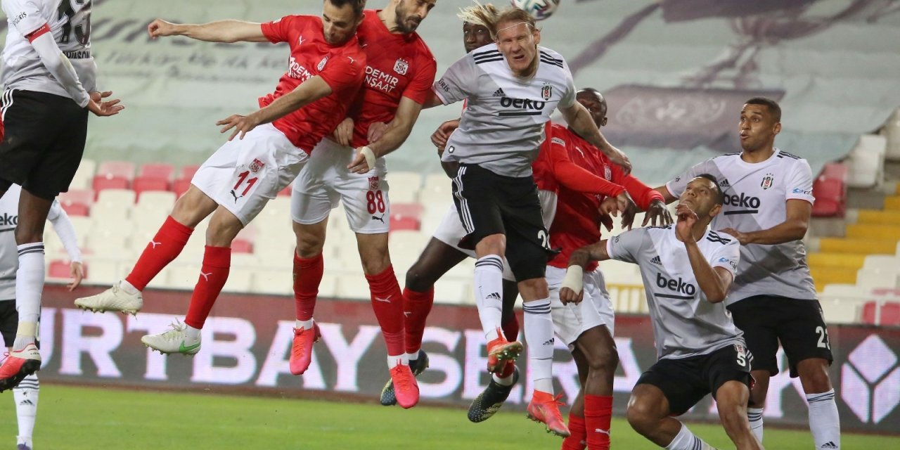 Süper Lig: D.G. Sivasspor : 0 Beşiktaş: 0 (Maç sonucu)