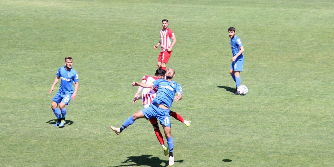 3. Lig: Karaman Belediyespor: 1 - Nazilli Belediyespor: 2