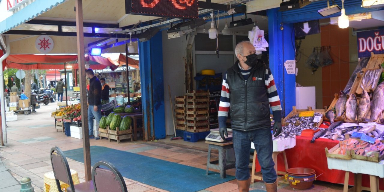 Sezonu bitiren balıkçılar başka iş arayışında