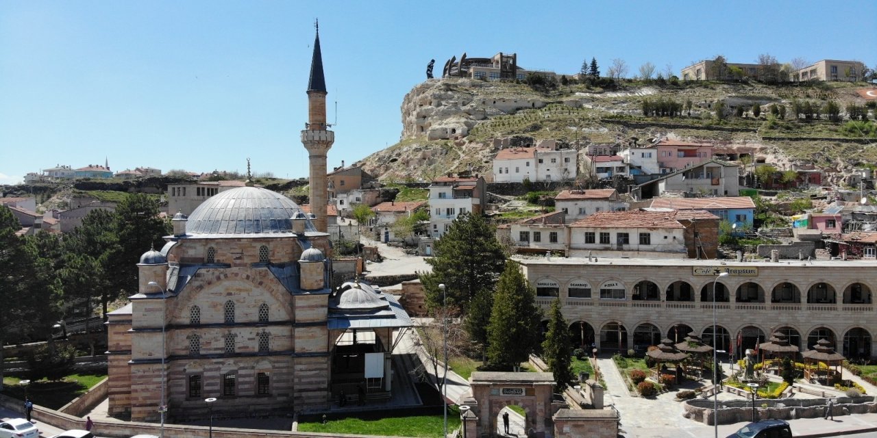 Gülşehir Belediyesi iş yeri kapanan esnafa bin lira destek verecek