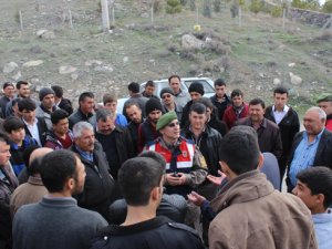 Karapınar'da kazaları protesto eden gruptan yol kapama eylemi