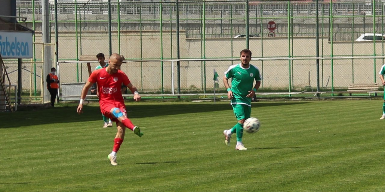 2. Lig: Sivas Belediyespor: 2 - Pendikspor: 4