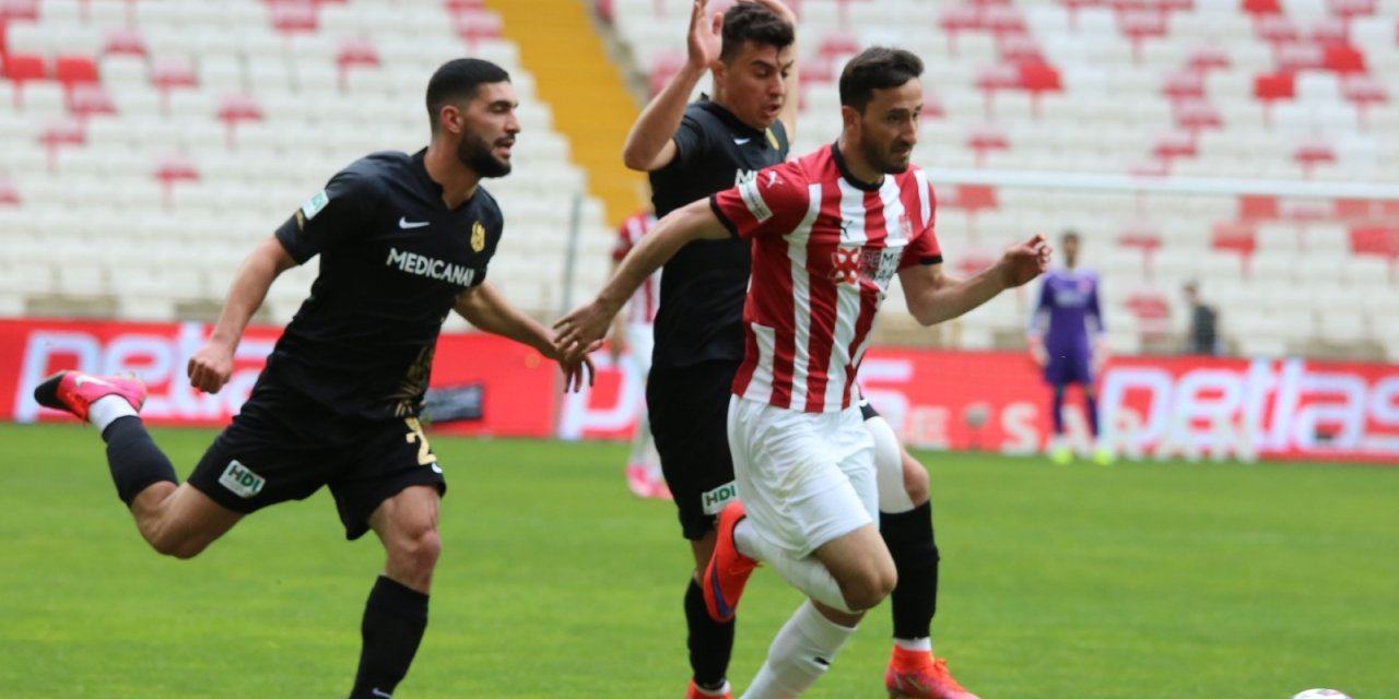 Süper Lig: Sivasspor: 0 - Yeni Malatyaspor: 0 (Maç devam ediyor)