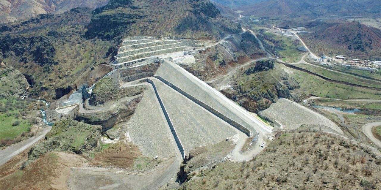 Malatya Yoncalı Sulaması İsale Tüneli inşaatında çalışmalar tüm hızıyla devam ediyor