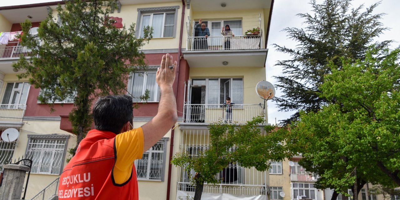 Selçuklu Vefa Ekipleri tam kapanma döneminde de aralıksız görev başında