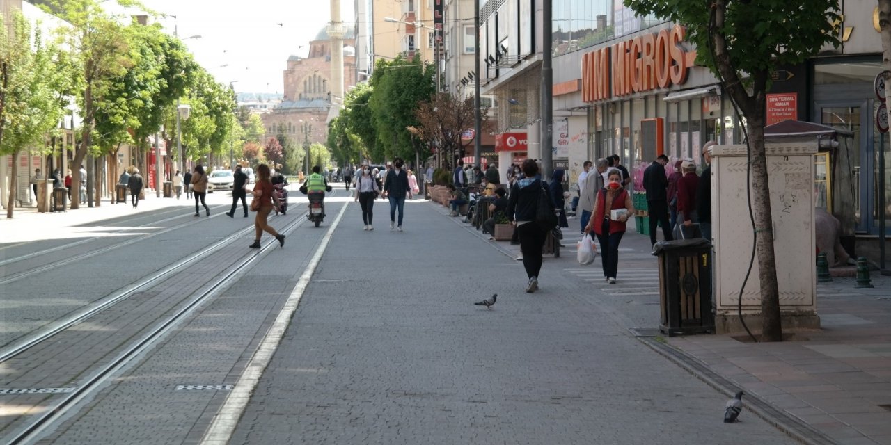 Eskişehir tam kapanamadı