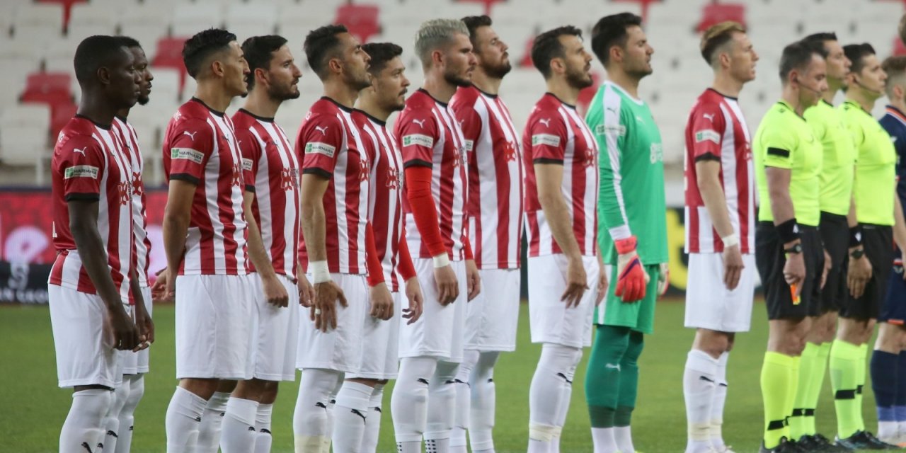 Sivasspor 17 haftada 35 puan topladı