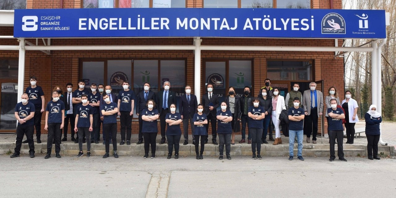 Özel bireyler iş gücüne katılıyor