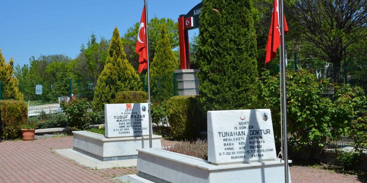 Kahramankazan Şehitliği bayrama hazır