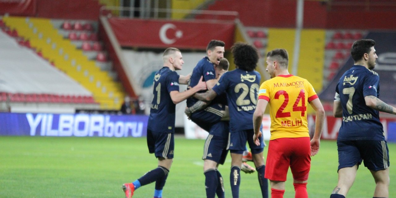 Süper Lig: Kayserispor: 1 - Fenerbahçe: 2 (Maç sonucu)