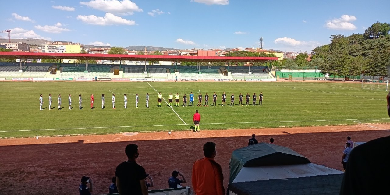 Kırşehir Belediyespor, yarı finale yükseldi