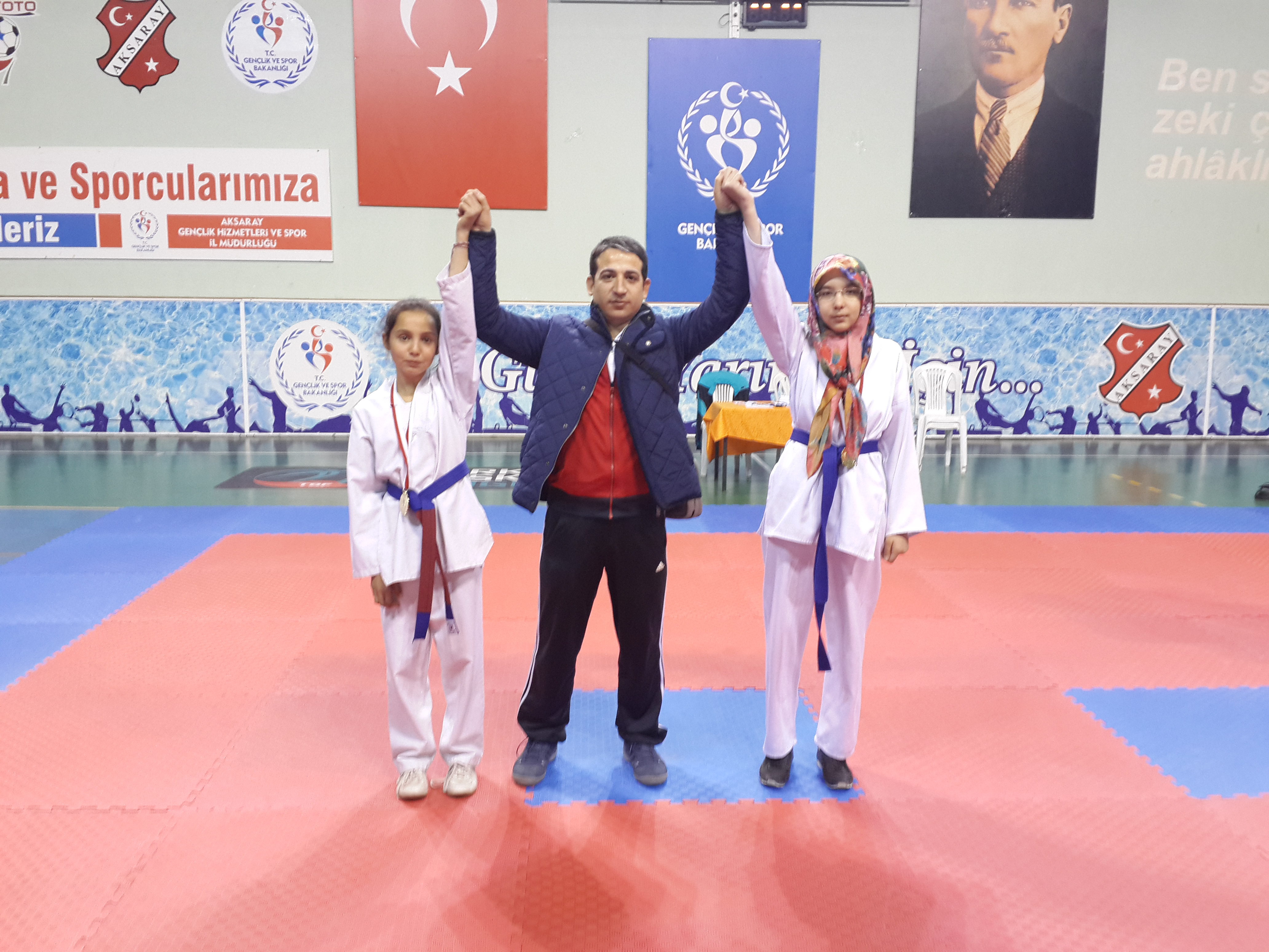 Taekwondo Yıldızlarından Altın Madalya