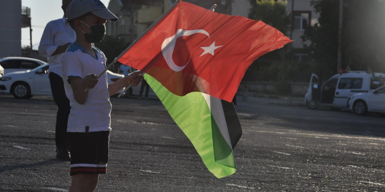 Karaman’da İsrail’in Filistin’e yönelik saldırıları protesto edildi