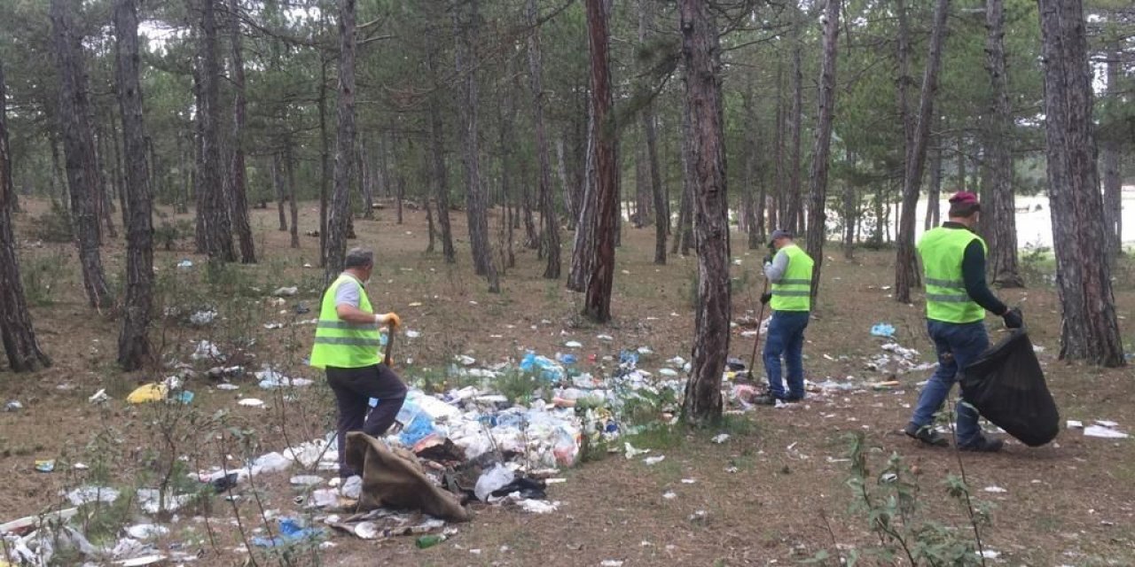 ‘‘Ormanlar sizin çöplüğünüz değil’’