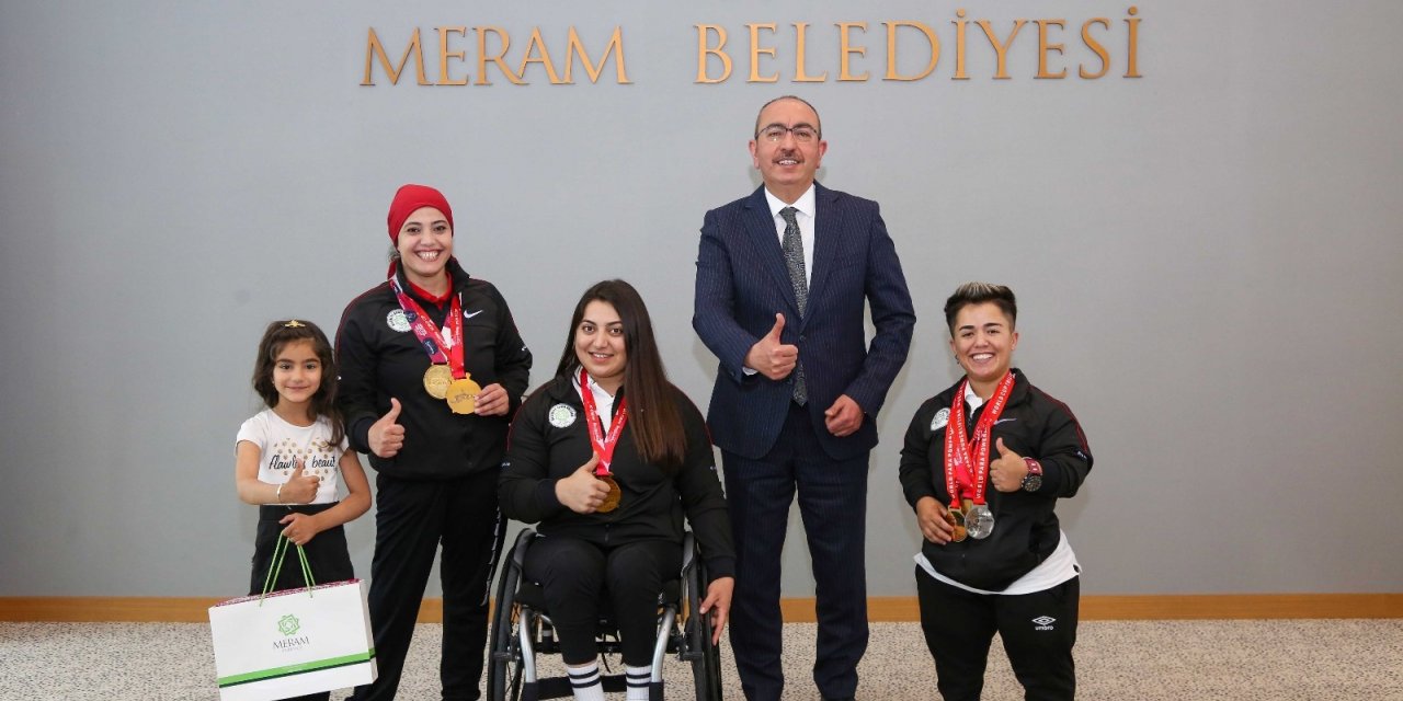 Milli haltercilerden Tokyo Olimpiyatları’nda madalya sözü