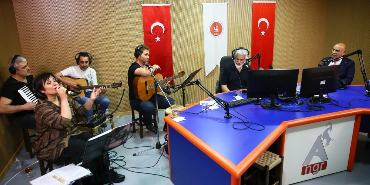 Radyo Angara’da sanat şöleni