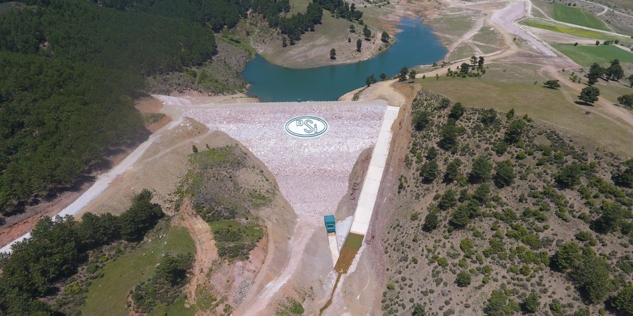 Gediz Yunuslar Barajı sulaması ve Domaniç Çamlıca Barajı sulamasının sözleşmeleri imzalandı