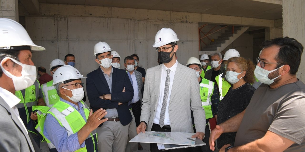 1 ay içinde 60 yapı yıkılarak temizlenecek