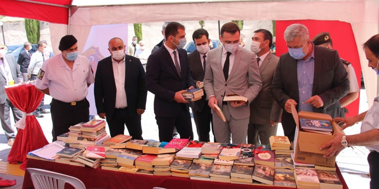 Ermenek’te "cezaevine kitap bağışı" kampanyası