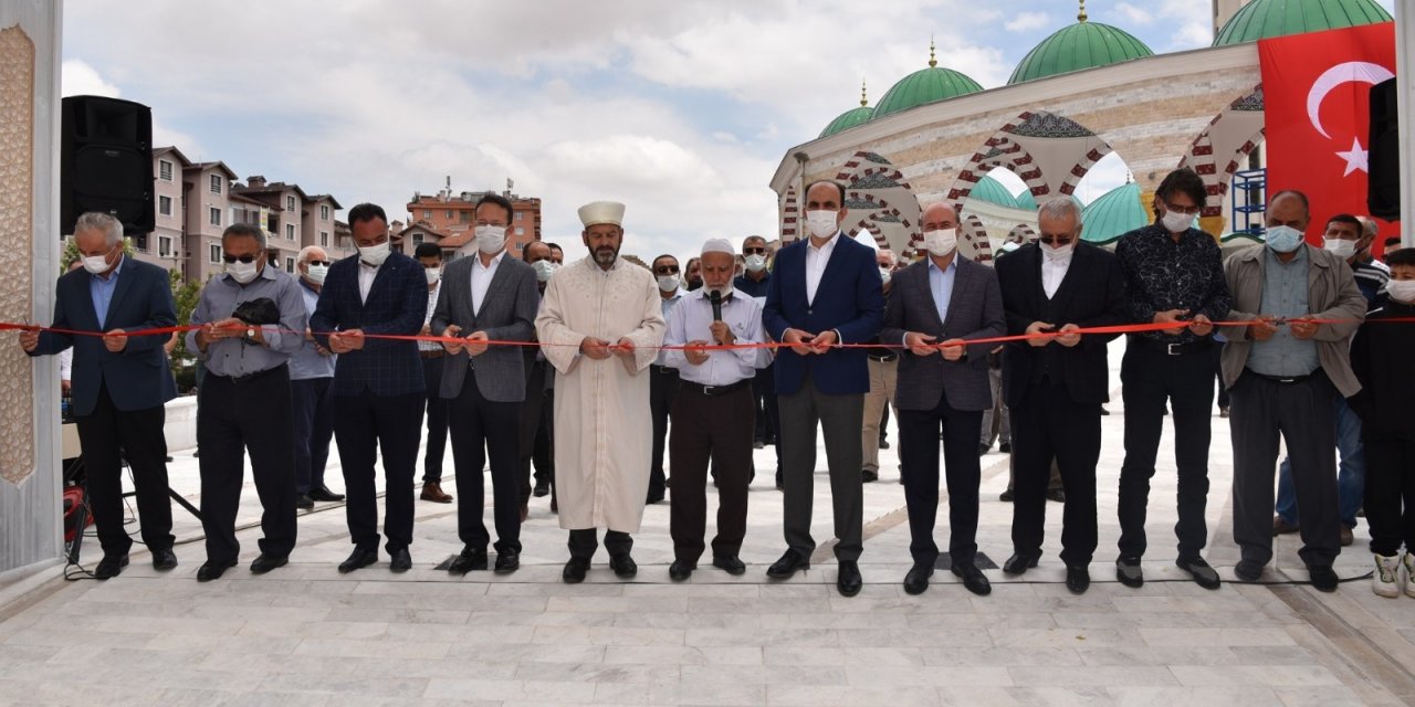 Konya’da Bosna Hersek Ulu Cami dualarla açıldı