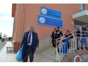 Kazı Çalışmalarında Bulunan Küp İçerisinden Kemik Parçaları Çıktı