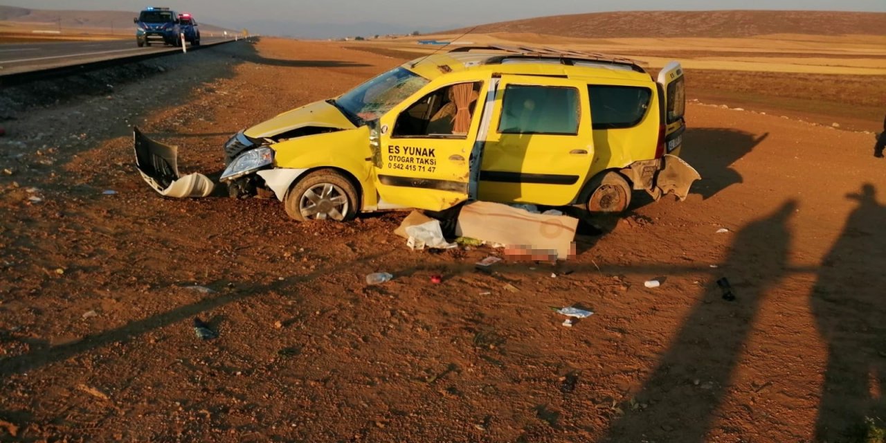 Konya’da ticari taksi şarampole devrildi: 1 ölü, 5 yaralı