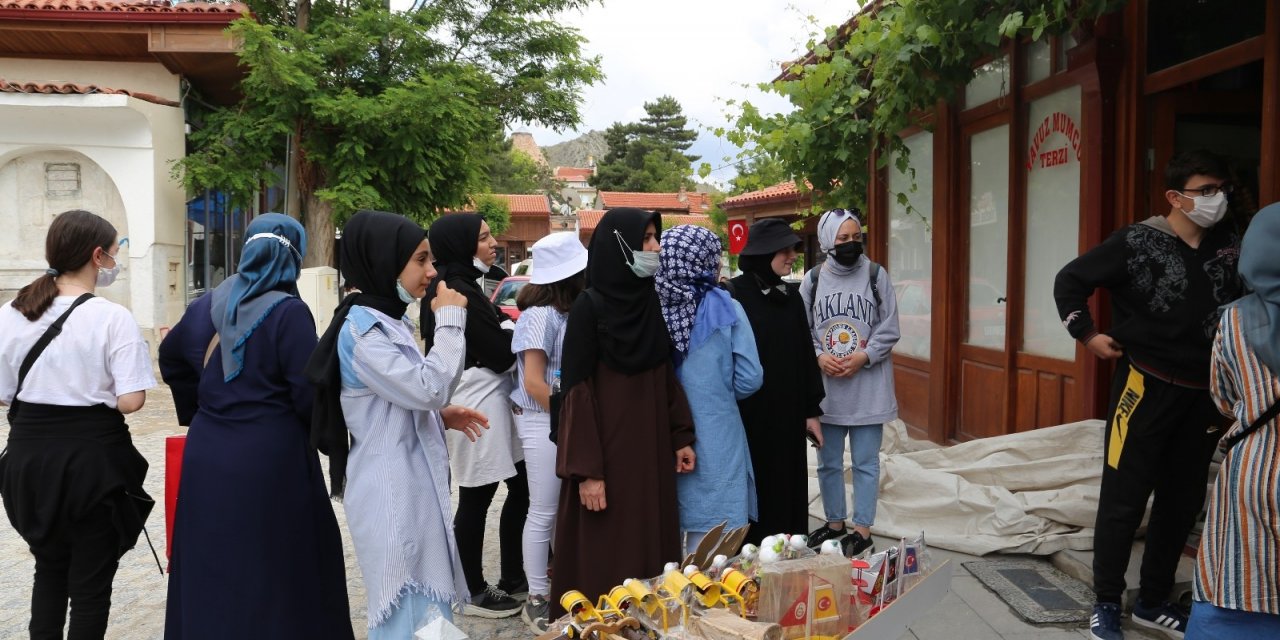 Sivrihisar ziyaretçilerini ağırlamaya devam ediyor