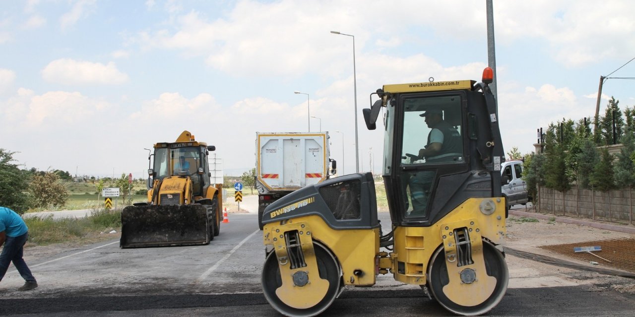 Talas’ta asfalt çalışmaları devam ediyor