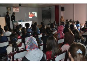 Kulu’da Okullardaki Mesleki Eğitim Seminerleri Sürüyor