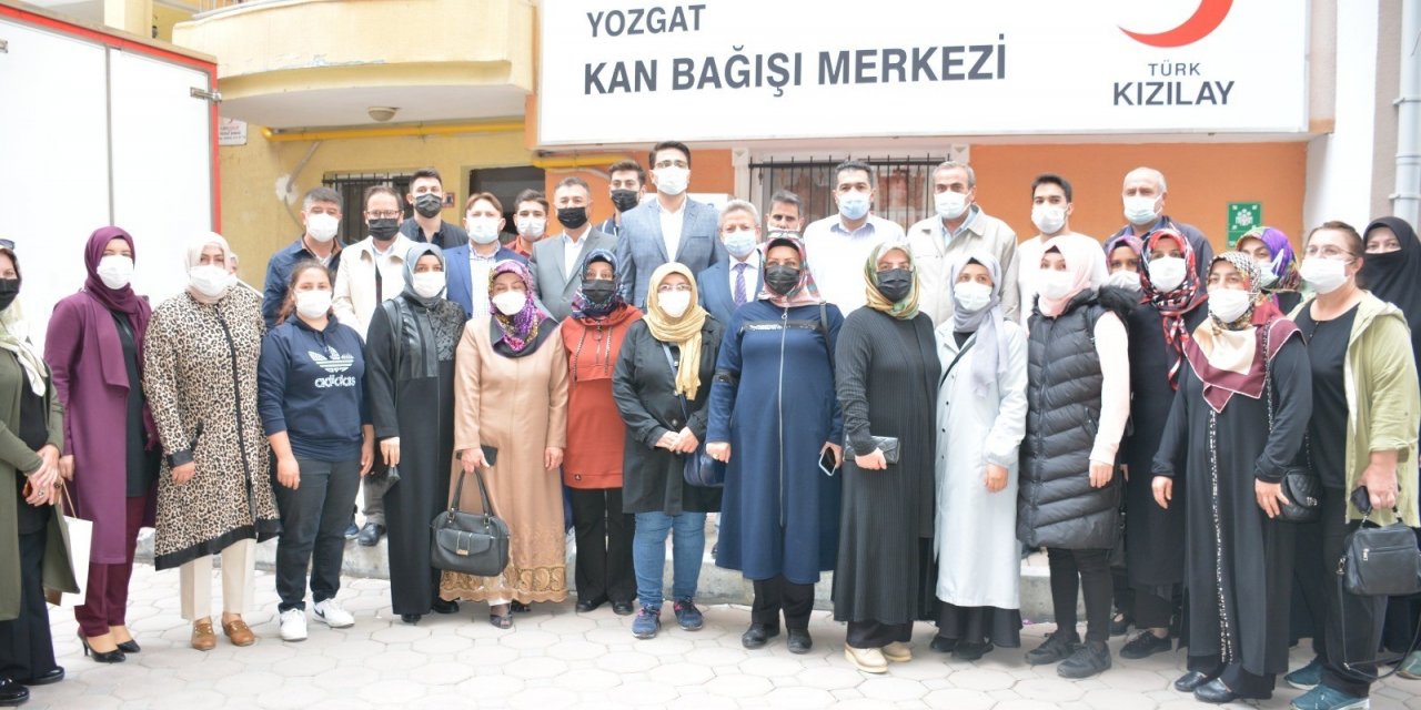 AK Parti’den kan bağışı kampanyasına destek