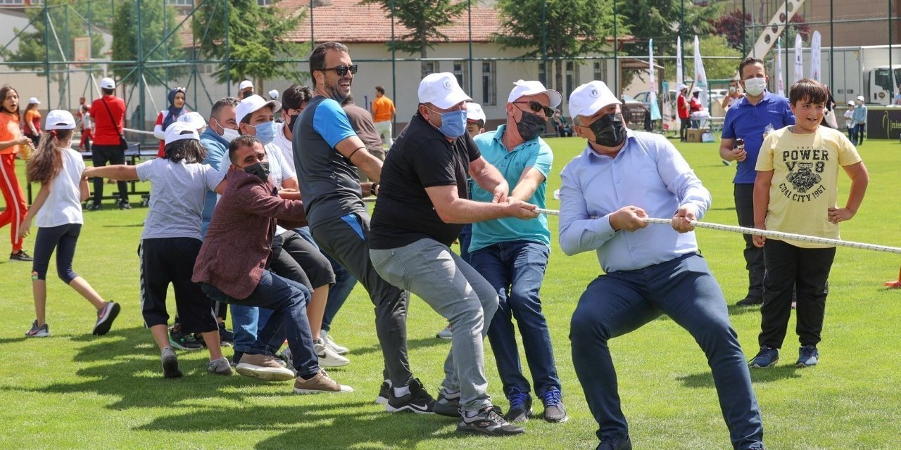 “Babafest” renkli görüntülere sahne oldu