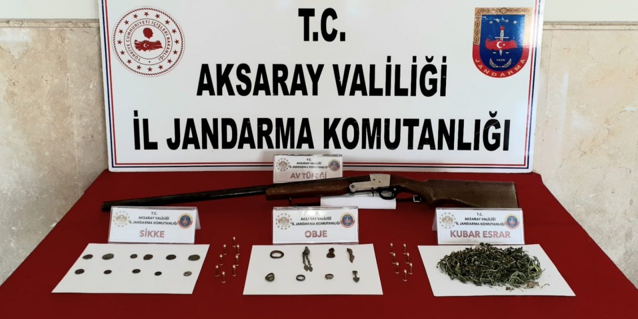 Jandarmanın operasyonunda uyuşturucu, tüfek ve tarihi eser ele geçirildi