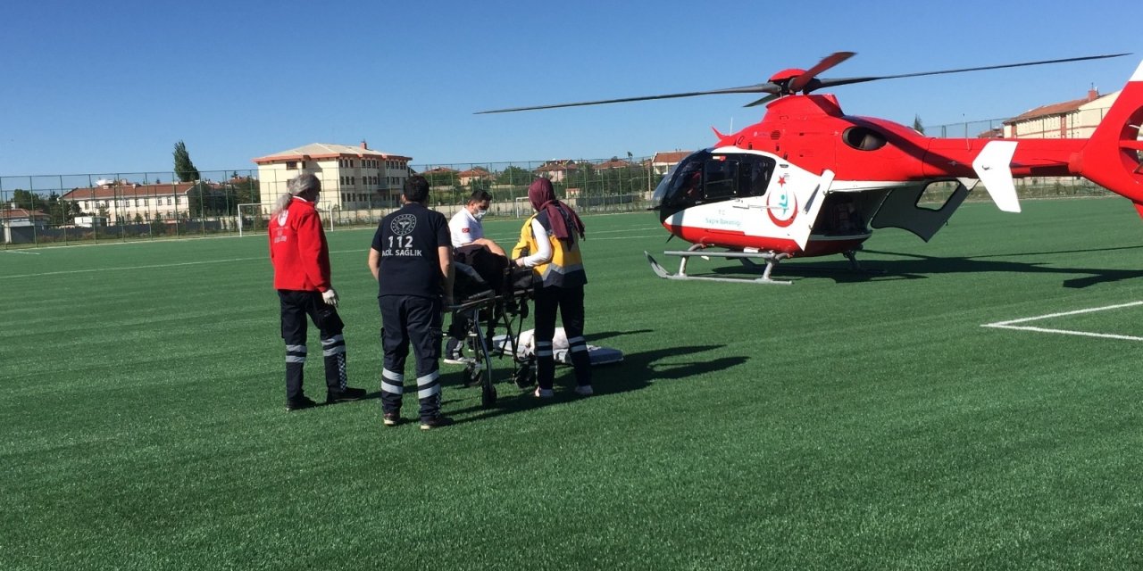 Konya’da beyin kanaması geçiren kadına hava ambulansı