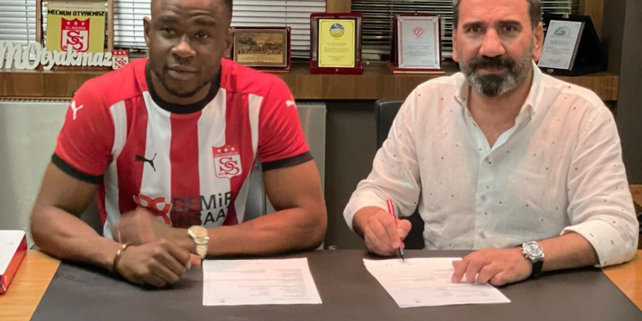 Leke Samson James resmen Sivasspor’da