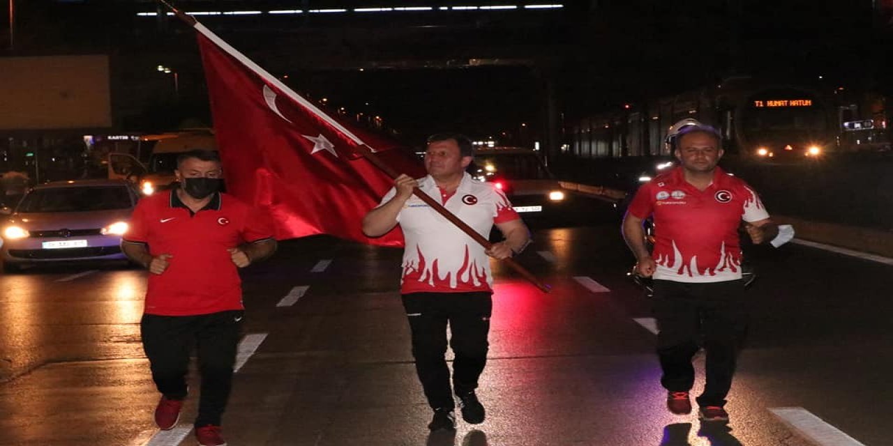 Kayseri’de 15 Temmuz Şehitleri Sancak Koşusu