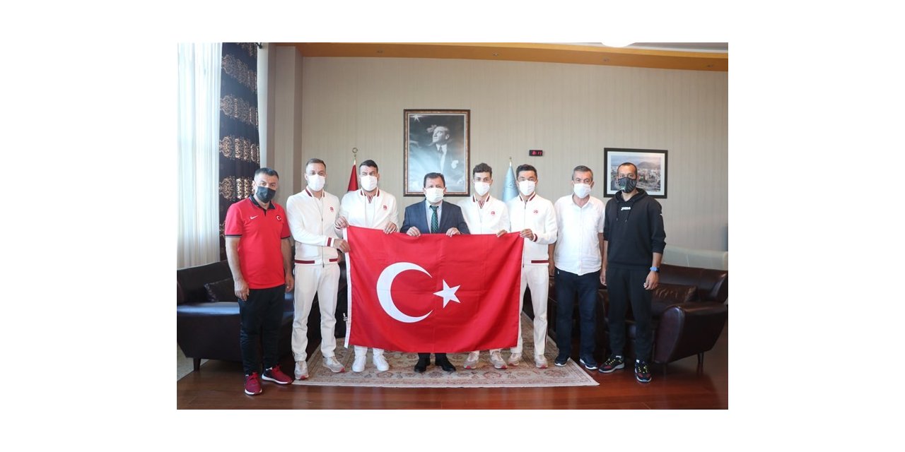 Bisikletçiler 2020 Tokyo Olimpiyatlarına uğurlandı