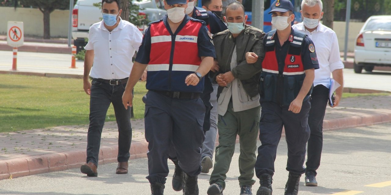 Büyükşen çifti cinayetinin Afgan uyruklu şüphelisi adliyeye sevk edildi