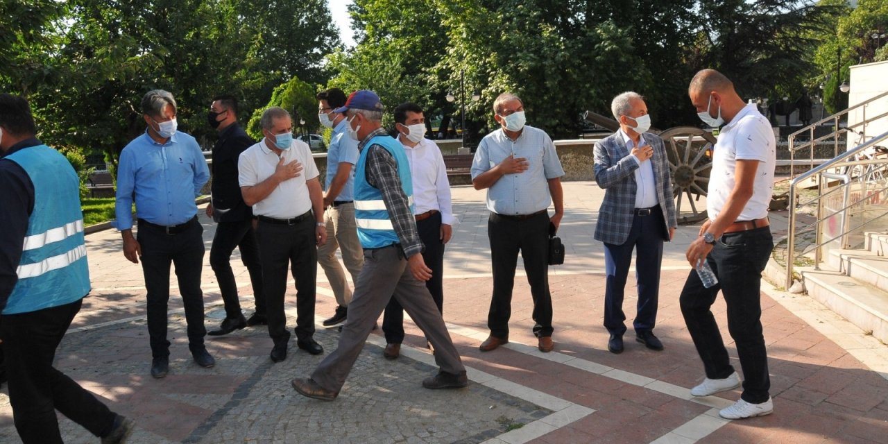 Başkan Akkaya belediye personeliyle bayramlaştı