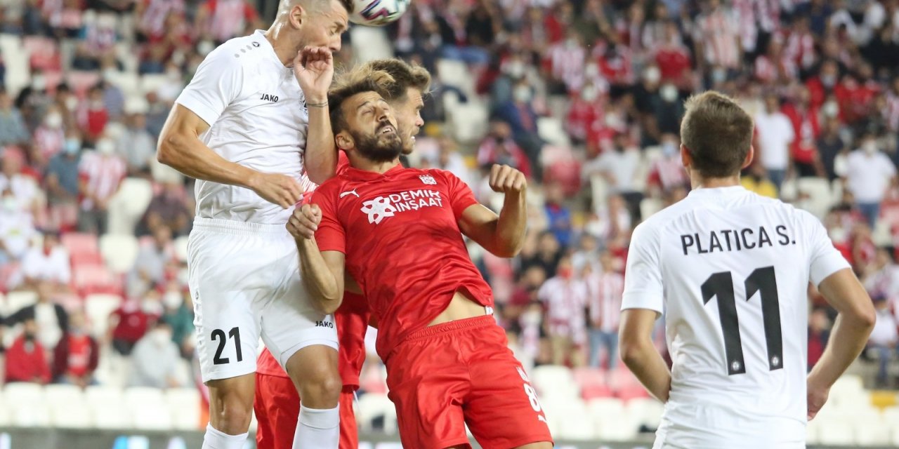 UEFA Avrupa Konferans Ligi: Sivasspor: 0 - Petrocub Hincesti: 0