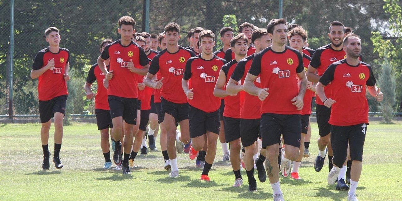 Eskişehirspor yeni sezon hazırlıklarına devam ediyor