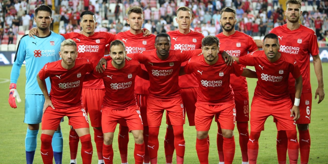 Sivasspor’un Dinamo Batumi kafilesi belli oldu: 8 isim kadroda yok!